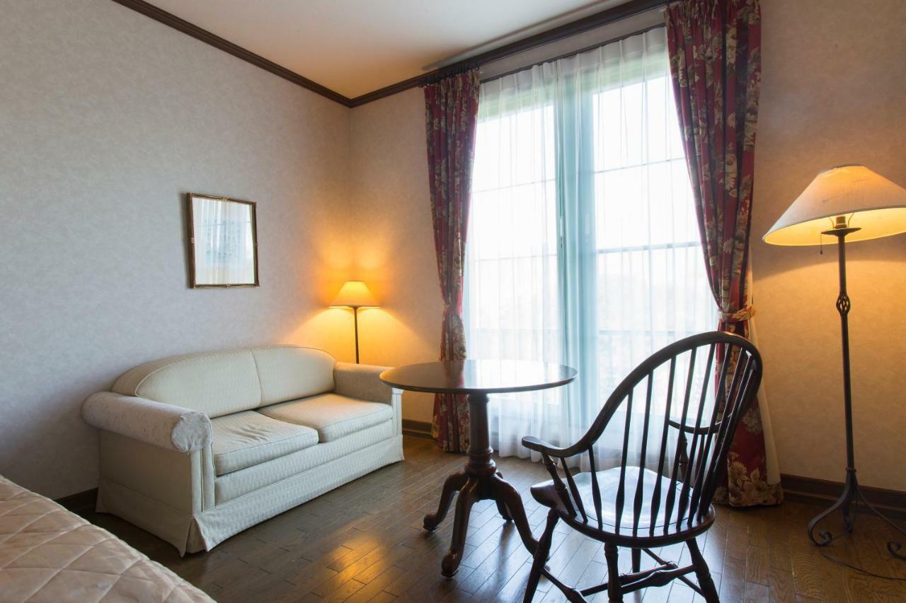 Blue Ridge Hotel Tojooka Kültér fotó